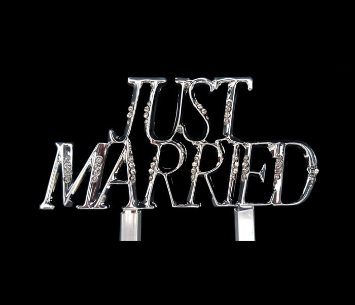 120-025 Cake Topper Just Married 10cm wide x 13cm High 5.50