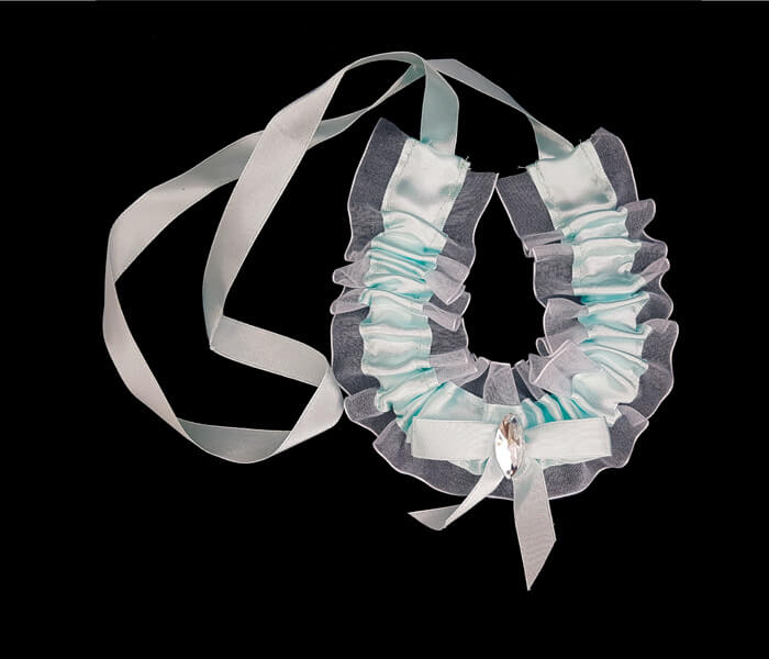 EL-661 Horseshoe organza with blue ribbon and marquise stone 2.50