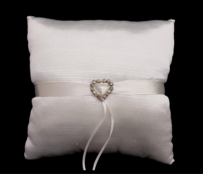 HK-214BR Ivory Ring Pillow with small Diamonte Heart 8.50