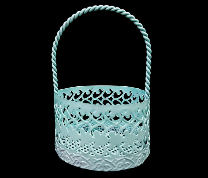 1006-168B Bomboniere Blue round basket 5.5cm diameterx9cm high .65 piece